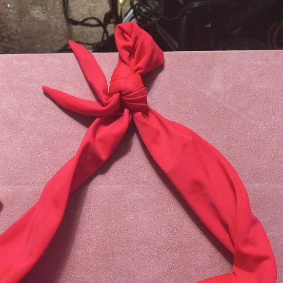 VENUS Bold Red Bikini Set C S6 - Picture 3 of 10